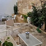 Xenia Boutique Trepuzzi